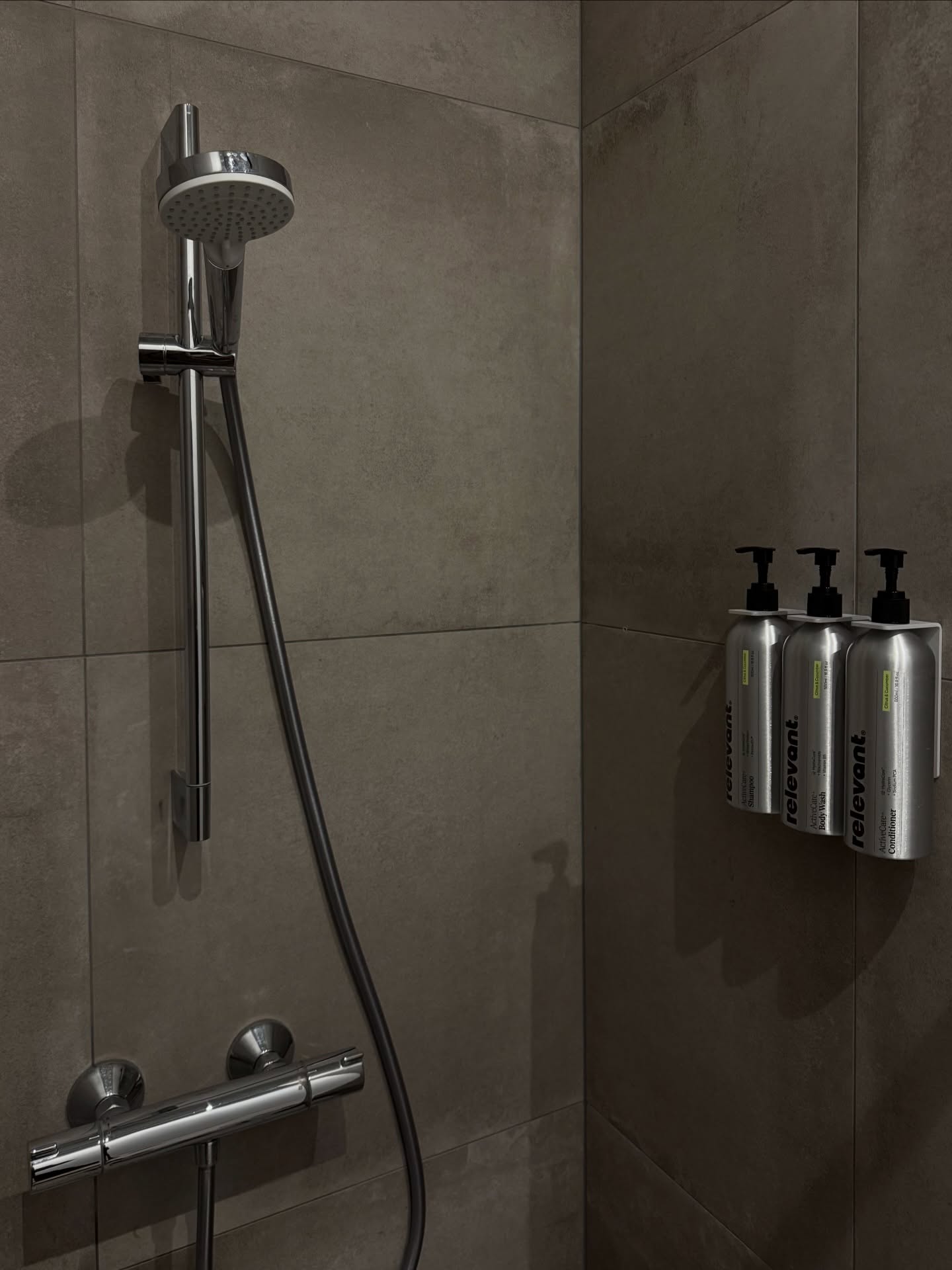 Some Good Moves shower with stocked hair and body products.